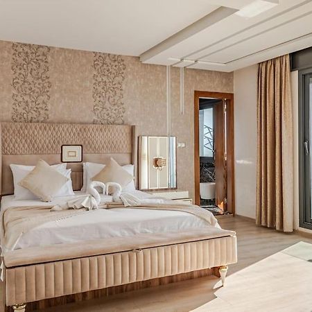 Appartamento Royale Duplexe Pleine Centre Tanger Esterno foto