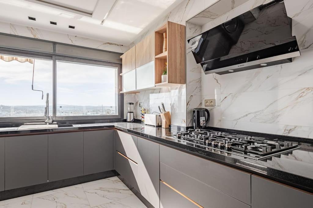 Appartamento Royale Duplexe Pleine Centre Tanger Esterno foto