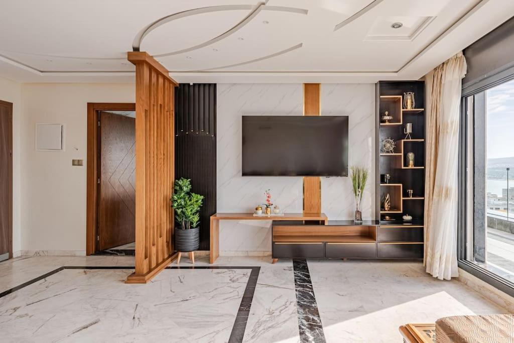 Appartamento Royale Duplexe Pleine Centre Tanger Esterno foto