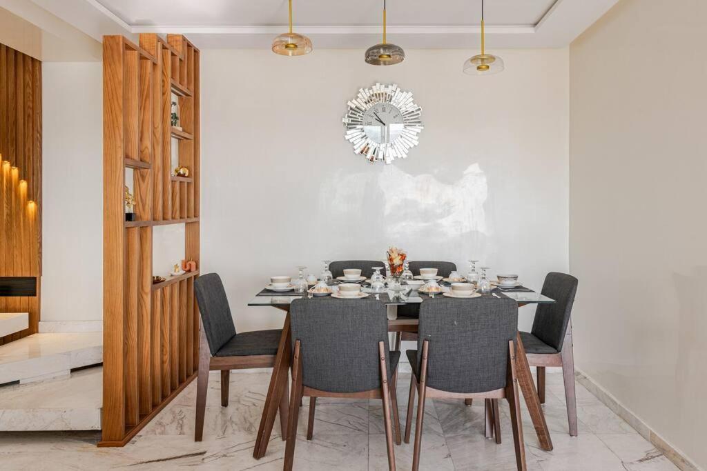 Appartamento Royale Duplexe Pleine Centre Tanger Esterno foto