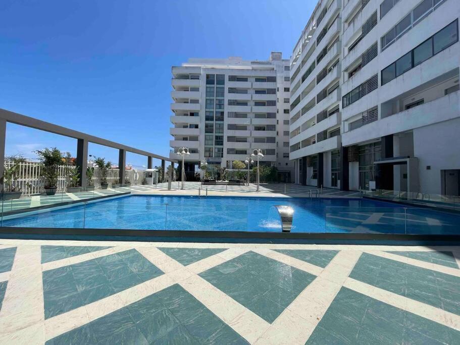 Appartamento Royale Duplexe Pleine Centre Tanger Esterno foto