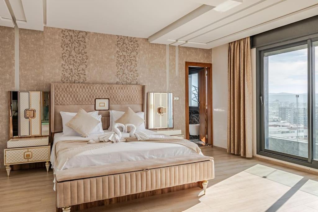 Appartamento Royale Duplexe Pleine Centre Tanger Esterno foto